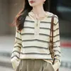 Moda Outono e Inverno: suéter de tricô listrado em blocos de cor com zíper parcial, suéter casual feminino de gola alta, manga longa, caimento solto