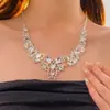 Aretes de Botón Ovalados con Forma de Lágrima en V Tachonados con Diamantes Estilo Francés Vintage Collar Cadena para Clavícula Estilo Palacio Conjunto de Temperamento Venta al por Mayor