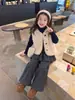 Conjunto de Chaleco de Peluche Estilo Coreano para Bebé Niña 26 Ropa de Bebé Otoño Invierno Nuevo Elegante para Niños Cubrepañal de Felpa Pantalones de Campana