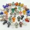 Europa y Estados Unidos venta caliente cristal natural piedra ágata 2 cm mini hongo colgante collar accesorios DIY hecho a mano