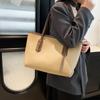 Bolso Grande de Mujer Verano Simple 2026 Nuevo de Moda Bolso de Hombro Bolso de Mano para Viajes Diarios Bolso Tote para Estudiantes