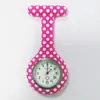 Popular Reloj de Pulsera Redondo para Enfermera con Transferencia de Agua y Estampado Colorido, Correa de Silicona, Reloj de Moda Universal para Estudiantes Mujeres, Esfera al por Mayor