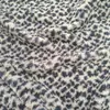 Nuevo tejido de terciopelo estampado estilo étnico a cuadros de leopardo para abrigos cálidos de otoño e invierno, cojines y textiles para el hogar