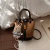 Bolsa Saco de Design de Nicho Transfronteiriço 2026 Nova Moda Versátil Bolsa de Mão de Grande Capacidade Bolsa de Ombro Único Transversal