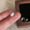 Pendientes Exquisitos y de Moda con Diseño de Hoja para Mujer, Dulces y de Alta Gama, Adecuados para Perforaciones de Oreja, Accesorios para Oreja Estilo Universitario al por Mayor