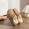 Bolsa impermeable Birkenstock y pantuflas de algodón para mujer, nuevo estilo otoño/invierno, cálidas con felpa en el interior, se pueden usar al aire libre, zapatos de algodón para damas con sensación de "pisar caca"