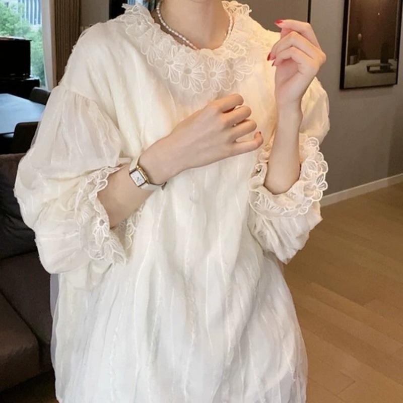 秋季新款法式甜美气质白色双层花朵领口长袖衬衫减龄温柔上衣_1