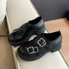 Zapatos de cuero gruesos estilo retro británico para mujer, nueva colección otoño 2026, mocasines sin cordones con tacón grueso, perfectos para combinar con faldas