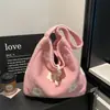 Bolso de Hombro Único con Bordado de Flor de Felpa Nuevo Dulce Nicho Bolso de Felpa Bolso Tote Estilo Bosque Artístico Bolso Tote Estilo Coreano