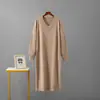 Comércio Exterior Transfronteiriço Mercadorias Europeias Indústria Pesada Perfuração a Quente Vestido de Tricô Feminino Decote V Elegante Solto Emagrecimento Elegante Vestido de Fora