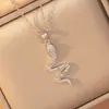 [Zircônio com Incrustação de Cobre] Colar em Formato de Cobra Popular Transfronteiriço para Mulheres, Corrente de Clavícula de Aço Inoxidável Elegante Acessível de Luxo Personalizado