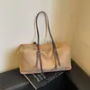Bolsa de Veludo Camurça de Alta Qualidade Feminina 2026 Nova Grande Capacidade Simples Bolsa de Ombro Moda Tote Bolsa de Mão Transfronteiriça