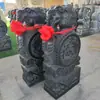 Postes de Porta Esculpidos em Pedra Azul, Leões de Pedra, Pixiu, Pequenos Elefantes e Unicórnios; um Par de Tambores de Pedra e Pedestais de Pedra para Decoração de Portal