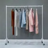 Estante de exhibición simple para tienda de ropa, perchero para exhibir ropa de hombre y mujer, perchero móvil de barra horizontal, poste para ropa con polea