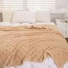 Manta de franela de tafetán de color liso con forro polar coral y cuadros, ideal para sofá o siesta, regalo al por mayor.