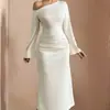 En Stock - Bestseller Transfronterizo Europeo y Americano, Nuevo Vestido Largo Primavera 2026, Elegante Vestido Ajustado de Manga Larga para Mujer, Disponible al por Mayor