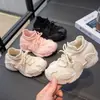 Zapatos Flyknit para niños Tendencia 2024 Primavera Nuevo Estilo Coreano Niños Zapatillas de Malla Transpirables Niñas Zapatos para Correr de Suela Blanda