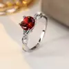 Anillo de Brazo Retorcido Estilo Europeo y Americano Transfronterizo Rongxing, Anillo Retorcido Envuelto con Montura de Cuatro Garras, Piedra Principal Redonda, Multicolor, Joyería para Banquetes