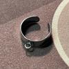 Anillo de Acero Inoxidable Oscuro Brillante Estilo Hong Kong Versión Ancha Acero de Titanio Ajustable