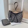 Bolso de alta gama de gran capacidad para mujer, nuevo bolso cruzado de moda 2023, bolso de hombro informal y versátil, bolso de cubo sencillo.