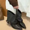 Botines cortos de mujer estilo europeo y americano con hebilla de cinturón y punta fina, nuevo modelo otoño e invierno 2026, botines Martin marrones ajustados de tacón bajo