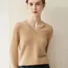 Suéter 100% caxemira para mulheres, gola V, corte solto, blusa base modeladora, novo modelo outono e inverno 2026, suéter quente de pronto a vestir premium