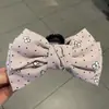 Presilha de Garra de Tecido com Laço para Mulheres Toque de Luxo Estilo Pastoral Flores Nuca Versátil Presilha Tubarão Acessórios de Cabelo Boutique