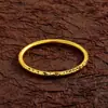 Nuevo Pulsera Deslumbrante Chapada en Oro de 24K Estilo Chino de Lujo Ligero, Pulsera de Anillo Sencillo Dorado Arena CNC para Mujeres, Venta al por Mayor y Dropshipping