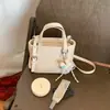 Bolsa de Mão Feminina Tendência Estilo Ins 2026 Novo Modelo de Verão Bolsa de Ombro Único Transversal Personalizada Cor Sólida Moda Bolsa Saco