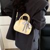 Casual Texted 2025 Nova Moda Estilo Ocidental Design Simples de Nicho Bolsa Shell de Ombro Transversal Feminina de Primavera