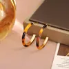 Brincos de Acetato com Estampa de Leopardo Estilo Zhao Lusi, Argolas Personalizadas Estilo Hong Kong Retrô de Alta Qualidade, Brincos Modernos e Elegantes