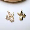 Color Plateado Cobre Resistente Fritillaria Mariposa Rosa Colgante Pulsera DIY Collar Collar de Perlas Accesorios Colgantes