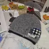Gorro de punto a cuadros patchwork estilo retro casual, moderno y versátil, hace que la cara se vea más pequeña, estilo novio ins para clima frío