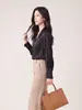 Directamente del fabricante: Camisa Elástica de Seda Doble Georgette para Mujer, Cuello en V, Manga Larga, Hecha de Seda de Morera, Adecuada para el Trabajo, Ropa Femenina de Lujo Ligero, Disponible para Dropshipping
