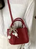 Bolsa estilosa de alta capacidade para mulheres, novo modelo de verão 2026, bolsa de ombro e transversal texturizada para o dia a dia, bolsa tipo balde da moda