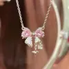Colar Borboleta Rosa de Luxo de Alta Qualidade para Estudantes Meninas, Corrente de Clavícula Moderna e Doce em Vermelho e Rosa, Design Leve de Borboleta de Verão