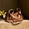 2026 Nueva Bolsa Suave de Queso Fufu Diseño de Moda Primavera y Verano Bolso de Cuero Gran Capacidad Bolso de Hombro para Viajes