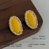 Brincos Geométricos Ovais Turquesa com Design Único e um Toque Simples e Elegante