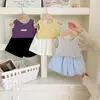 Conjunto de Dos Piezas para Niña de Verano Estilo Coreano: Chaleco sin Mangas y Shorts de Colores Caramelo, Patchwork de Color Sólido, Ropa Infantil Elegante Estilo Princesa