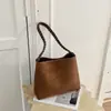 Bolsa de camurça minimalista retrô para mulheres, nova coleção 2026, bolsa de ombro para o dia a dia, bolsa tipo saco de grande capacidade, estilo transfronteiriço