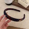 Diadema con patrón de estilo preppy de otoño e invierno para mujer, de alta gama, moderna y versátil, diadema alta para cabello prensado, nuevo estilo 2024