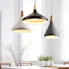 Estilo Nórdico Três Lâmpadas Barra Sala de Jantar Mesa de Jantar Luminária Pendente para Sala de Jantar Posterior Simples Quarto Luminária de Cabeceira Madeira Lâmpada Incandescente