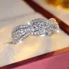 Anillo de Moda de Lujo Cruzado con Circonita Ultra Brillante Anillo para Dedo Versátil de Gama Alta Alambre Trenzado Entrelazado de Nicho Más Vendido