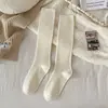 Calcetines Grues Largos de Tubo para Mujer para Otoño e Invierno, Estilo Jk, Estilo Universitario de Moda, Calcetines Blancos de Doble Aguja de Tubo Alto, Calcetines Caídos