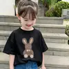 Camiseta de Algodão Puro Manga Curta para Bebê Menina 2026 Novo Estilo Top Fofo Infantil Verão Desenho Animado Gola Redonda Manga Meia Camisa Roupa Infantil
