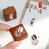 Sello de Madera Vintage Resina Transparente Importada Sello de Madera Color Chocolate para Journaling y Sellado Sello de Madera de Haya