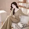 Vestido 2026 Otoño Nuevo Estilo Elegante de Gama Alta Negro Ajustado para Mujer, Ceñido a la Cintura, Adelgazante, Sexy Vestido Formal para Mujer