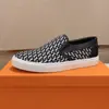 25 Sapatilhas de Salto Baixo de Outono Estampa de Letras Combinação de Cores Mocassins Slip-On Estilo Coreano Tênis Casuais Sapatos para Dirigir ao Ar Livre