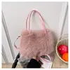 Bolsa Feminina Peluda Outono e Inverno 2025 Estilo Coreano Estilo Ins Diária Roupas de Trabalho Bolsinha de Mão Bolsa de Ombro Transversal de Pelúcia Quatro Cores