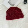 Primavera y Otoño Original Hecho a Mano Cara Mostrada Flor Pequeña de Ganchillo Cabeza de Flor Tridimensional Gorro de Punto Artístico Retro para Mujer